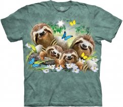 Sloth Family Selfie - The Mountain