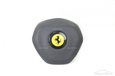 Ferrari 458 Italia F142 Driver airbag cover never repaired with badge