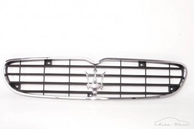 Maserati Gransport Front bumper grille complete new