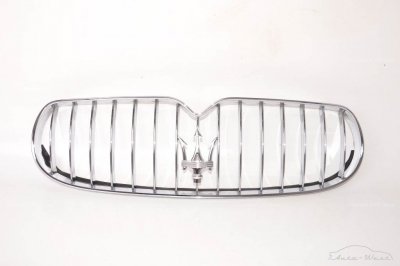 Maserati Quattroporte M139 FL 2008-2012 Grill zderzaka przedniego