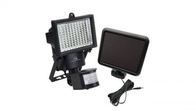 Solarny naświetlacz LED z czujnikiem ruchu Maclean Energy IP44, 6W, 360lm, 6000K zimna biała, akumulator Li-ion 2400 mAh, 5,5V D