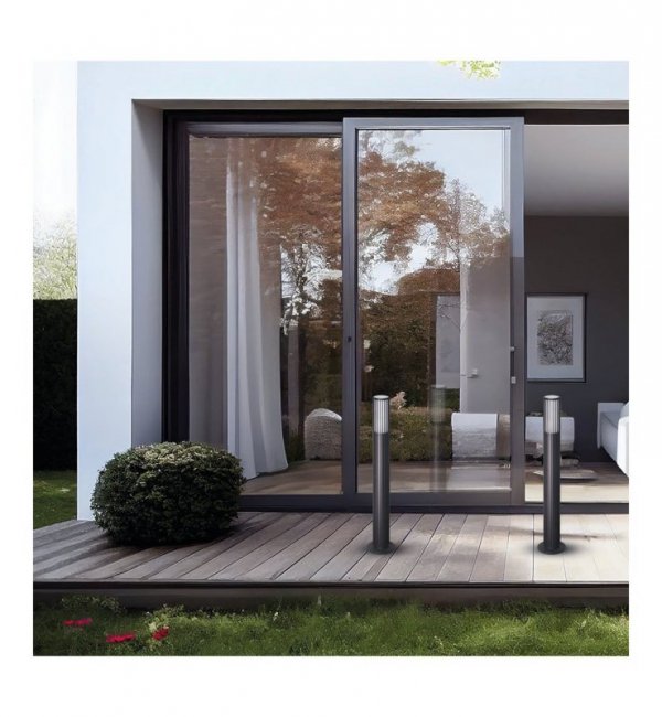 Lampa ogrodowa VERTICAL, czarny słupek, latarnia stojąca LED, dekoracyjna