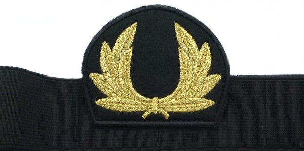 emblemat na czapkę wieniec do wpięcia logo