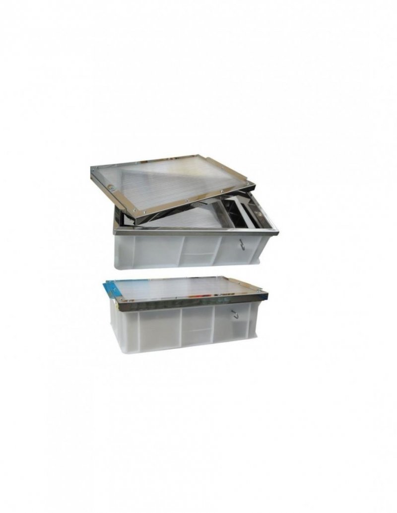 Solar wax melter, plastic