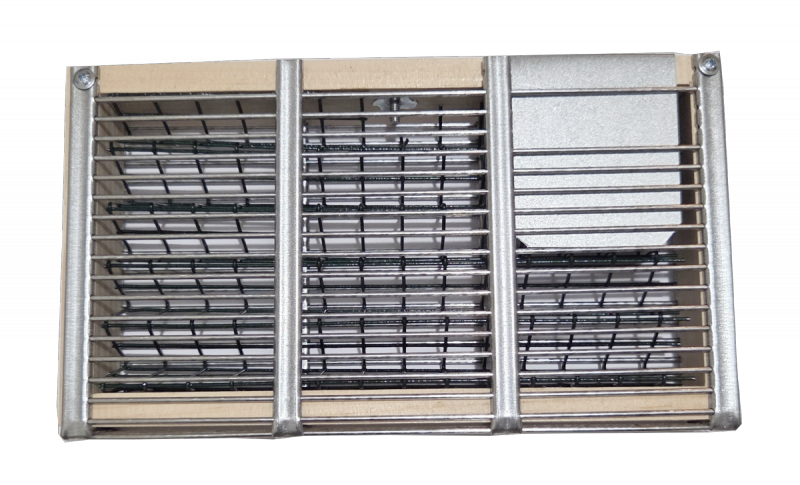 Sectional queen isolator for Wielkopolska frames, designed for combined biotechnological methods.