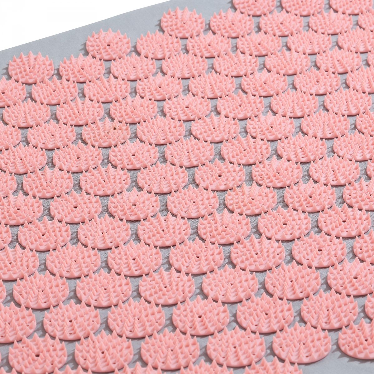 Duża mata do akupresury z poduszką i pokrowcem - 130 cm HyperMotion szaro-różowa