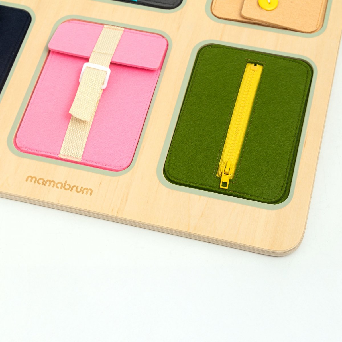 Drewniana tablica manipulacyjna Montessori – Sensoryczna Nauka samodzielności - sznurówki, klamry, guziki, zatrzaski, suwak