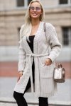 Sweter Kardigan Model DPBS18 Light Beige - Badustore