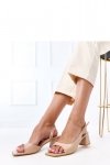 Sandały Model Lourdes E5515 Beige - PRIMO