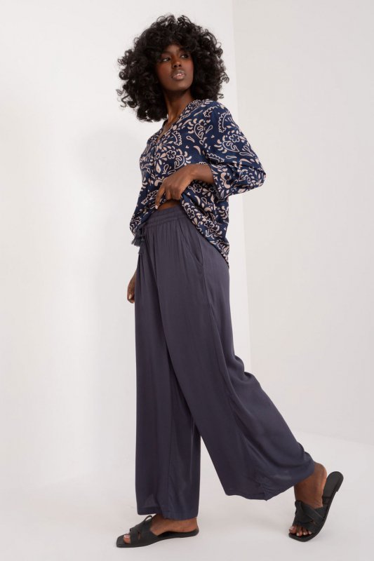Spodnie Damskie Model D73761M62237E Navy - Sublevel