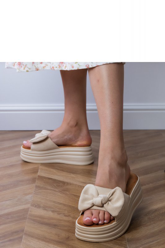 Sandał Klapki Model Ados LX9601 Beige - PRIMO