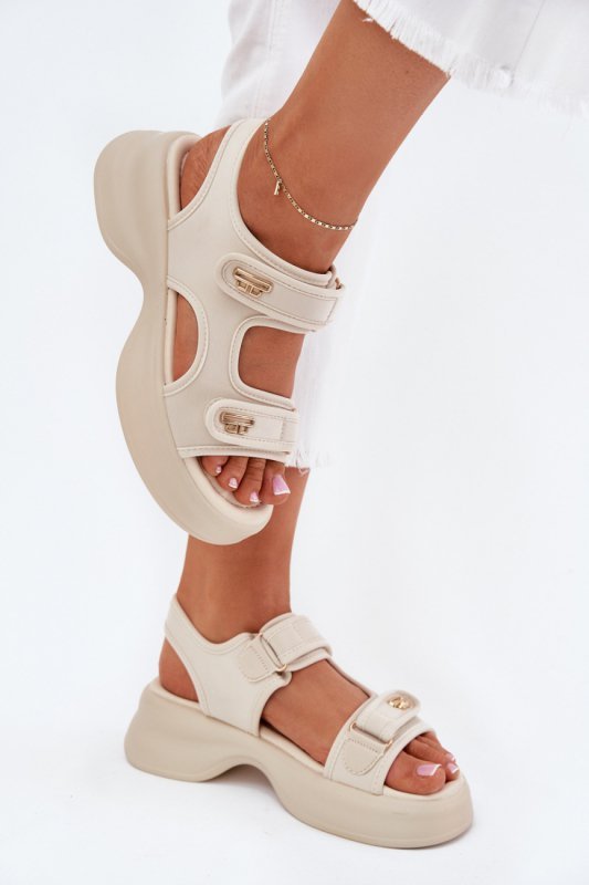 Sandały Model Luvira 25SD42-8959 Beige - Step in style