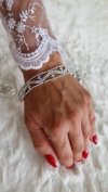 gold bracelet for a gold-plated leg