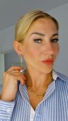 gold earrings made of stainless steel