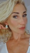 gold earrings made of stainless steel