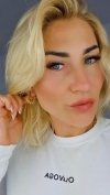 gold earrings made of stainless steel