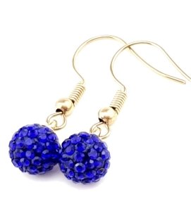 gold earrings made of stainless steel