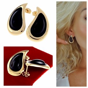 gold earrings made of stainless steel