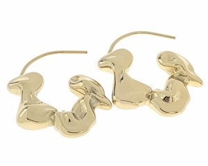 gold earrings made of stainless steel