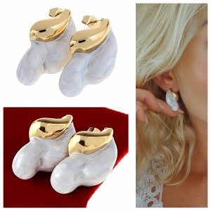 gold earrings made of stainless steel
