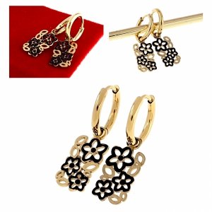 gold earrings made of stainless steel