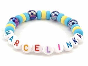 4944 Bransoletka dziecięca Marcelinka imię z akrylowych i polimerowych koralików