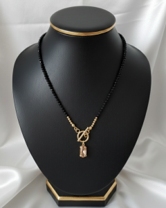 1936h Naszyjnik turmalin kamień naturalny 43cm stal chirurgiczna nierdzewna naszyjnik