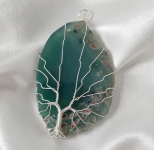 2323g Zawieszka agat kamień naturalny 1 sztuka