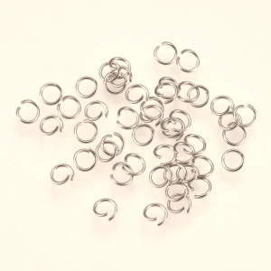 2364 Odporne na matowienie, otwarte kółka montażowe ze stali nierdzewnej 304, kolor stali nierdzewnej, grubość 22, 4,5 x 0,6 mm, średnica wewnętrzna: 3 mm, około 666 szt./20 g