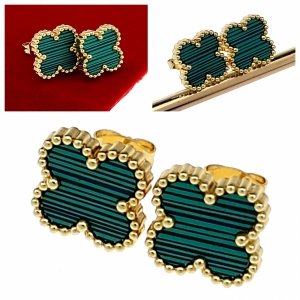 1146c Kolczyki złote stal chirurgiczna 316L celebrytki koniczyna marokańska wtyczki 