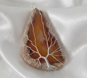 Головная вешалка в фурнитуре