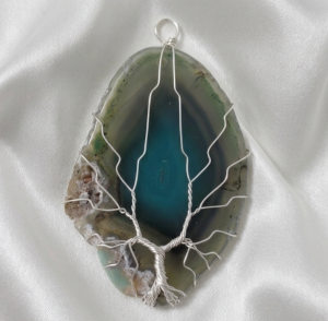 Головная вешалка в фурнитуре