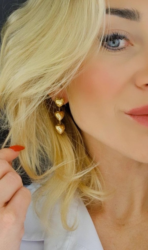 goldene Ohrringe aus Edelstahl