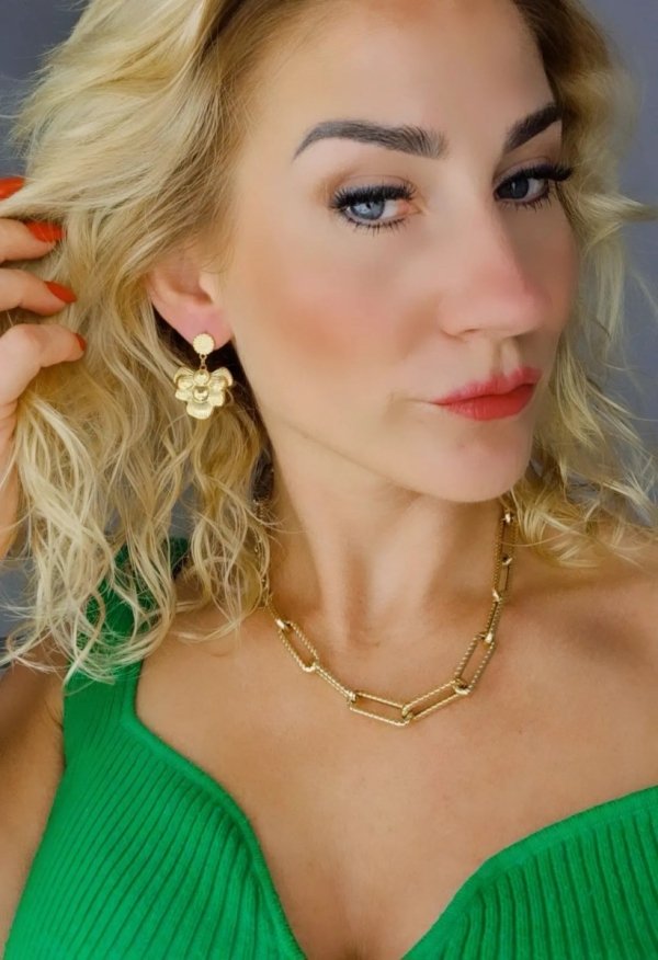 goldene Ohrringe aus Edelstahl
