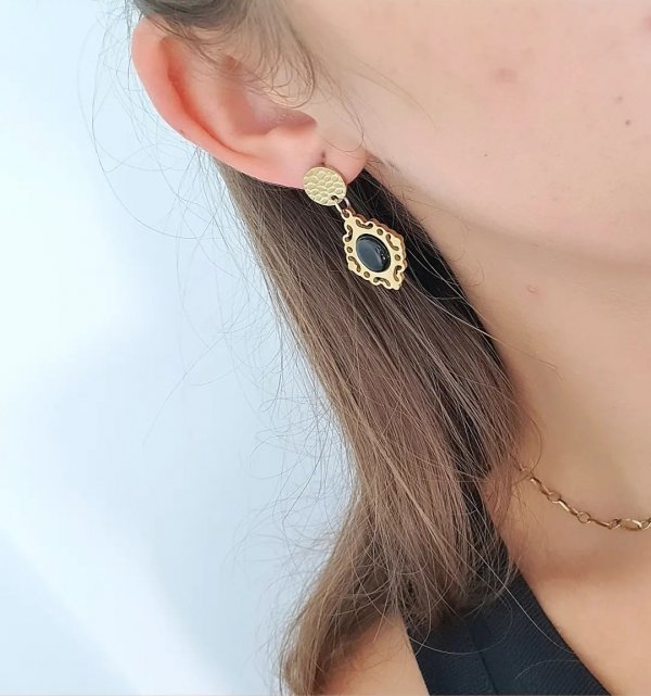 goldene Ohrringe aus Edelstahl