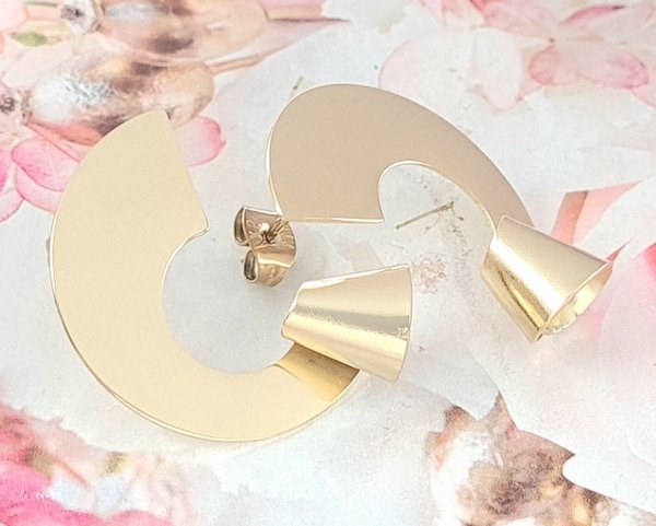 goldene Ohrringe aus Edelstahl