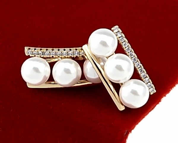 exclusive swarovski gold-plated earrings