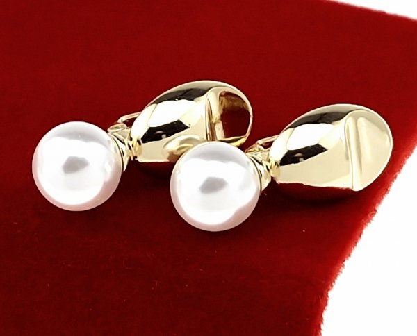 gold plated earrings with exclusive cubic zirconia