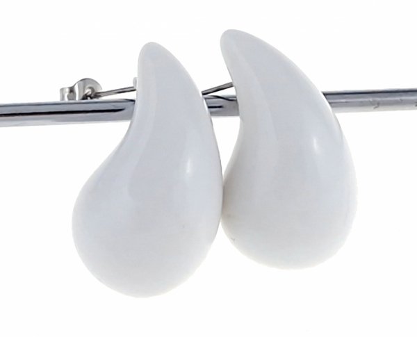 gold earrings made of stainless steel
