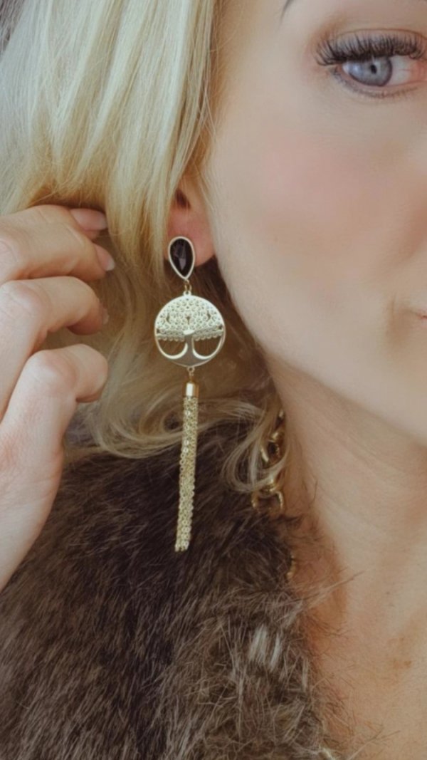 gold earrings made of stainless steel