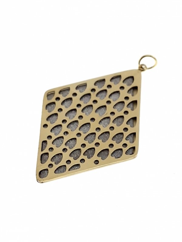 gold pendant stainless steel