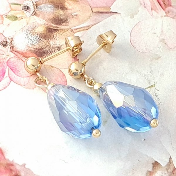 gold earrings made of stainless steel