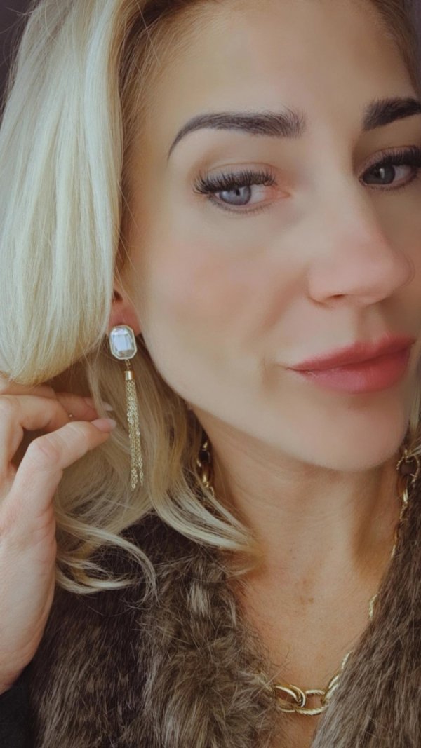 gold earrings made of stainless steel