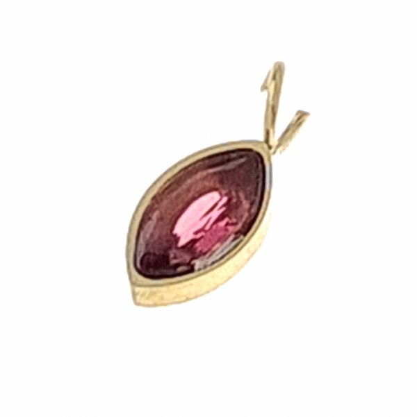 gold pendant stainless steel