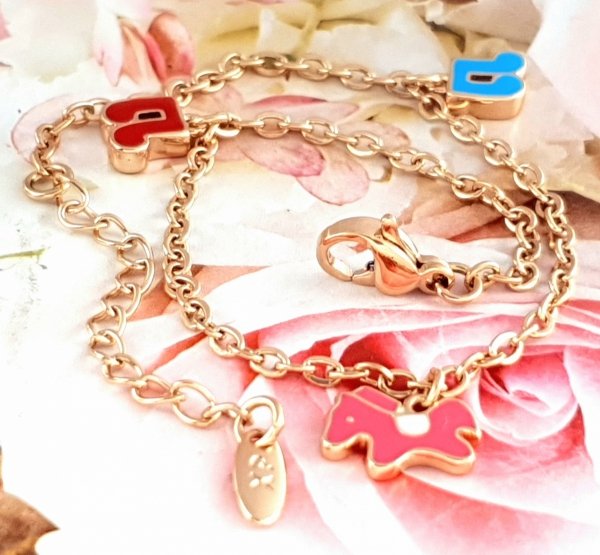 gold bracelet for a gold-plated leg