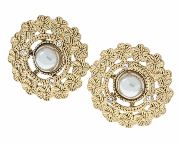 gold earrings made of stainless steel