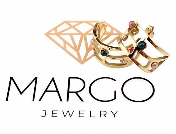 gold earrings made of stainless steel