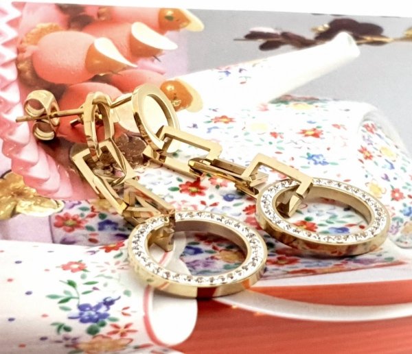 gold earrings made of stainless steel