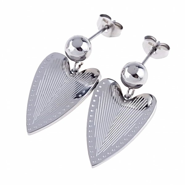 gold earrings made of stainless steel