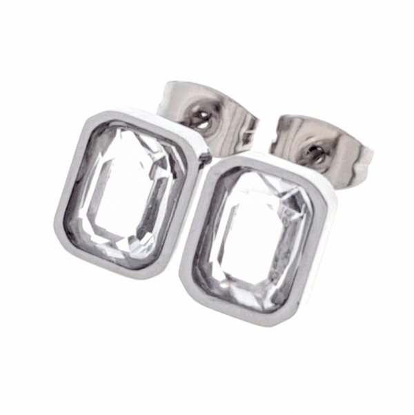 gold earrings made of stainless steel